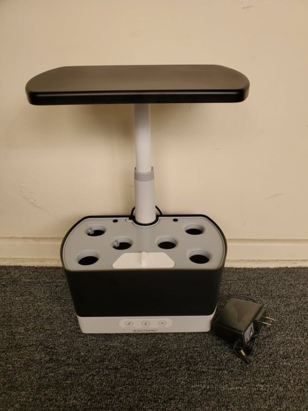 AeroGarden Harvest Home Garden System - Black